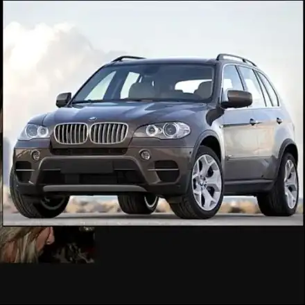 Тончо тръпне по лъскав джип