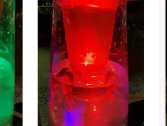 Уникална простотия! Скандален спонсор на плеймейтки пусна наргилета с живи риби! (Снимки и реакции)