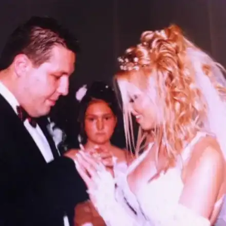 Закопчаха бившия мъж на Емилия, отмъкнал трактор за 100 бона