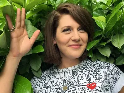 Защо Божана сменя настроенията си? Влязла в шоуто, за да се чисти от опиати като Жана Бергендорф