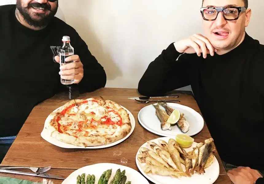 Азис и Биг Брадър неразделни