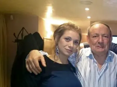 Бившият на Кристина Радичева Уейн Кембъл: Дъщерята  на Антон Радичев, пипна срамна болест след изневяра!