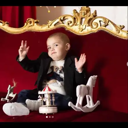 Черната Златка показа принца