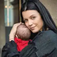 Д-р Стилянова в идеална форма 4 месеца след раждането