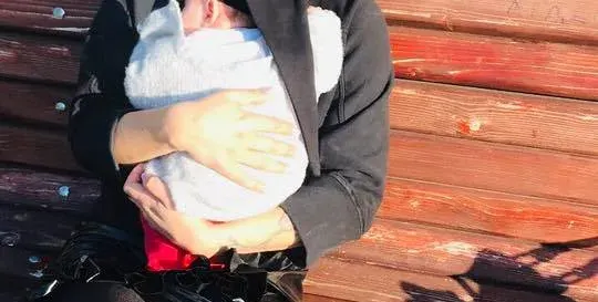 Деси Цонева пак гушка бебе