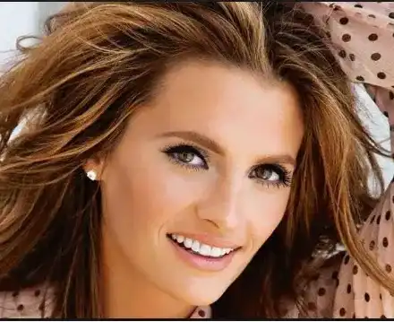 Гадже на Бонд тропа хоро у нас! Звездата от „Касъл“ и „Спектър на утехата“ снима топсериал