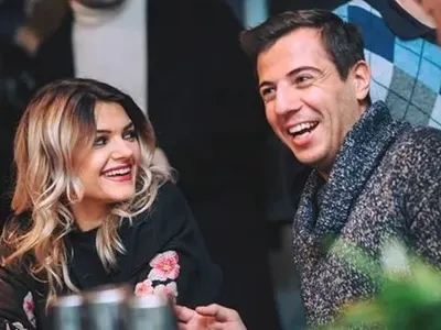 Гаджето на Петя Дикова лапа 3 бона заплата от Гала