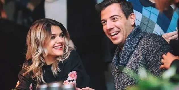 Гаджето на Петя Дикова лапа 3 бона заплата от Гала