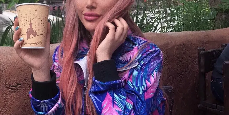 Гери-Никол се хвана с футболен фен