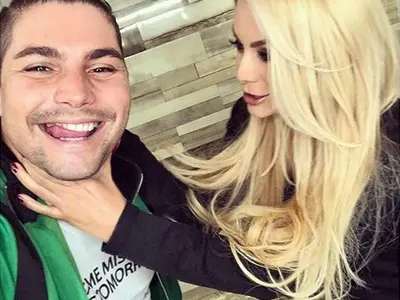 И Венета Райкова би шута на фризьора си