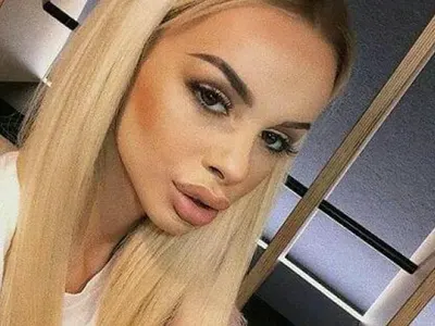 Излагация: Сузанита се предлага на промоция