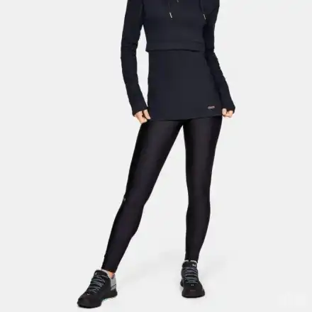 Линдзи Вон кръсти пуловер на Банско