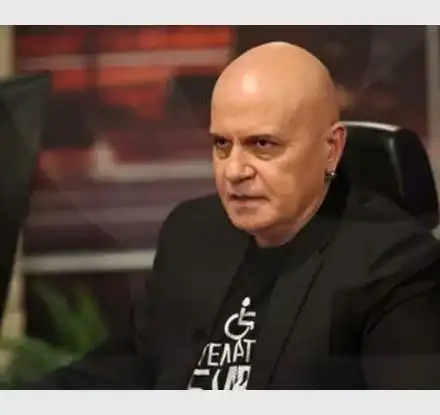 Любо Нейков: 200 лева глоба, ако ядосаш Слави, деспотичния му нрав прогони звездите