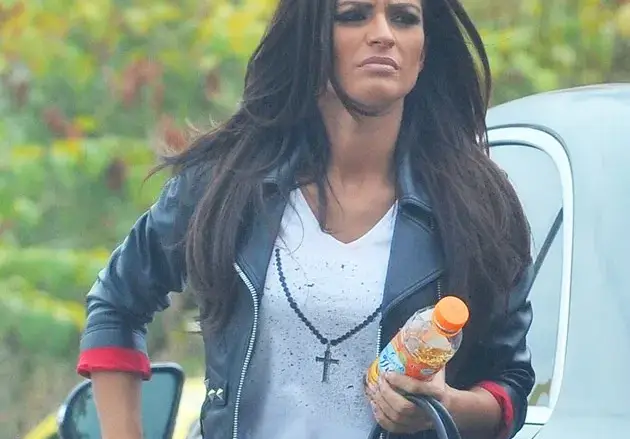 Мъчат Преслава с тъпи въпроси, питат я колко месеца е била бременна