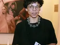 Мъжът на художничката, опънала софра в Националната галерия умрял по време на оргия с бело и 9 жрици на любовта