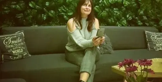 Мариана Векилска отслабва на гърба на Би Ти Ви! Пухкавата водеща набута треньорите си в телевизията