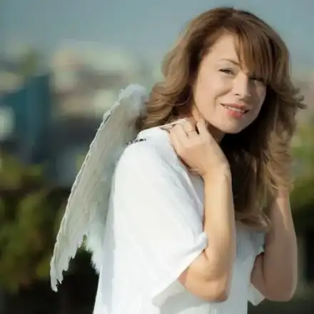 Мира Добрева чисти душата си от мръсотия с пости