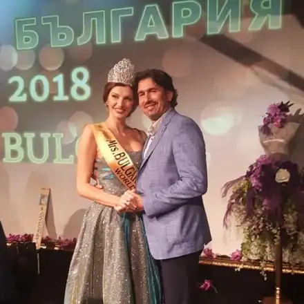 „Мисис България Свят 2018“ Яна Средкова сбъдва мечтите на семейства с репродуктивни проблеми