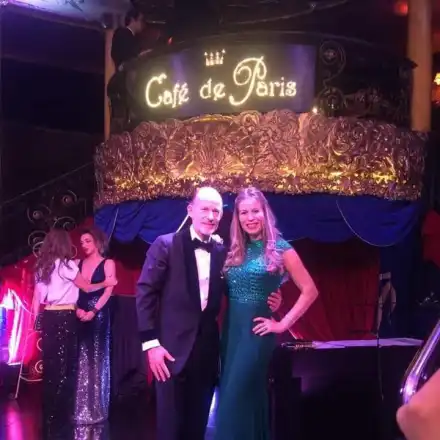 „Мисис България Universe 2018“ Галина Долапчиева на бал с Принц Кирил в Лондон (СНИМКИ)