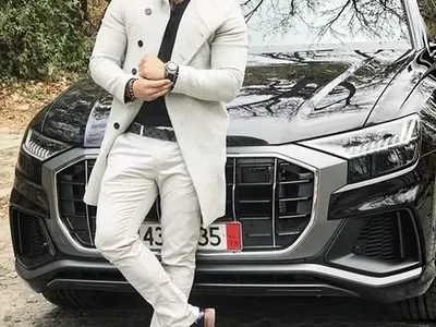 Митака се похвали с кола за 150 бона