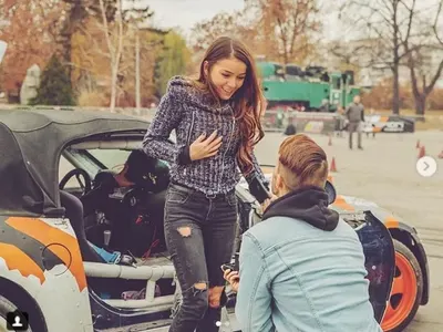 Наум Шопов натиска Теа за бебе след годежа