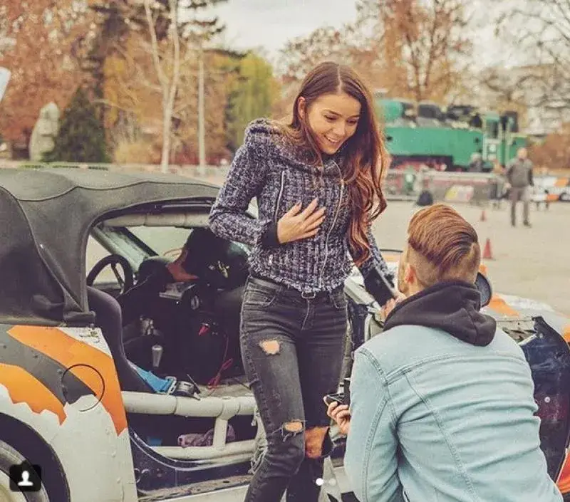 Наум Шопов натиска Теа за бебе след годежа