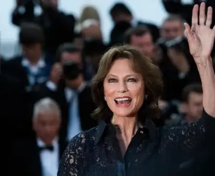 Първата мокра фланелка снима филм у нас