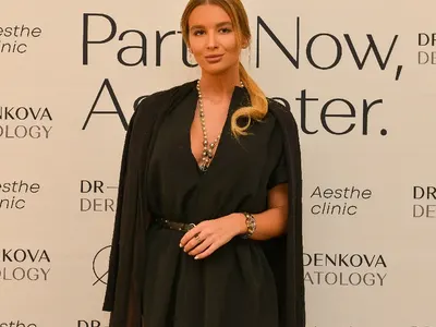 Плеяда от знаменитости поздравиха д-р Радина Денкова и д-р Ильо Стоянов