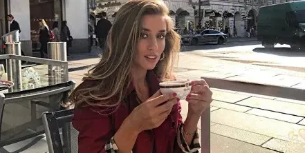 Саня забравя Ники Илиев във Виена! Ново гадже я глези с хотел за 1000 лв. на нощ