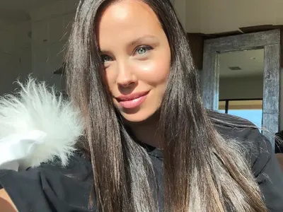 Теди Бургазлиева с палат за $ 800 000 в Лос Анжелис (СНИМКИ)