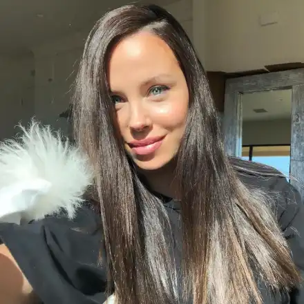 Теди Бургазлиева с палат за $ 800 000 в Лос Анжелис (СНИМКИ)