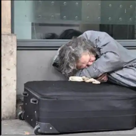 Трагедия! Звезда от „Момчето си отива” влезе в лудница