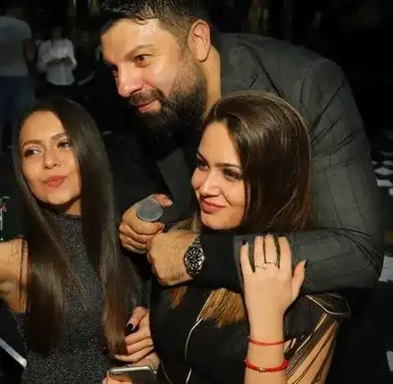 Тримата Стораро хукнаха по жени (СНИМКИ)