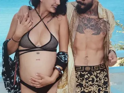 Венци Венц и Мелани с отворена връзка (Направили бебето „по приятелски)