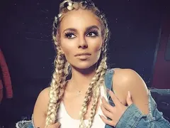 Дивна се завръща на сцената след катастрофата с Кристин Илиева