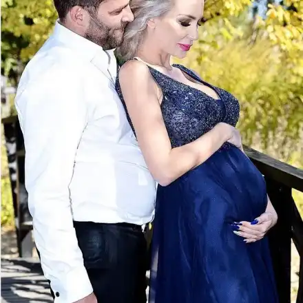 ЗАРАЗНО Е! И мъжът на Антония Петрова бременее (Коремът му по-голям от на Тоца)