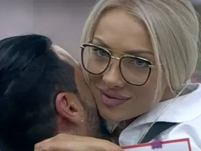 Звезди и фенове спукаха Златка и чехльото Благо с подигравки! Дават на връзката им не повече от още 3 месеца