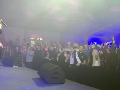 3000 студенти пяха „Едно Ферари“  заедно с Криско в Пампорово