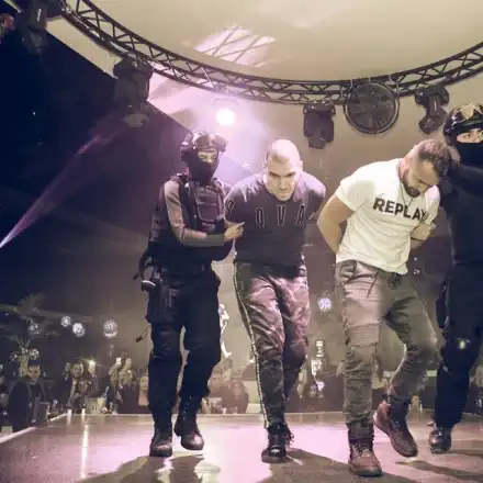 Акция на ГДБОП по време на парти на сериала „Лъжливи рими“