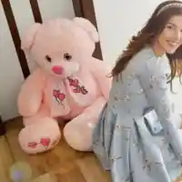 Алекс Богданска гушва хилядарка от снимка