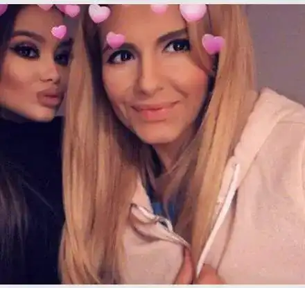 Анелия укротява дъщеря си