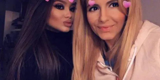 Анелия укротява дъщеря си