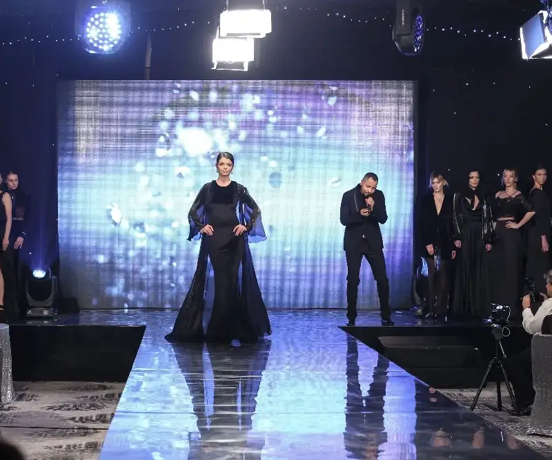 Code Fashion Awards с внушителна церемония представиха първите награди за мода в България