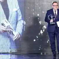 Code Fashion Awards с внушителна церемония представиха първите награди за мода в България