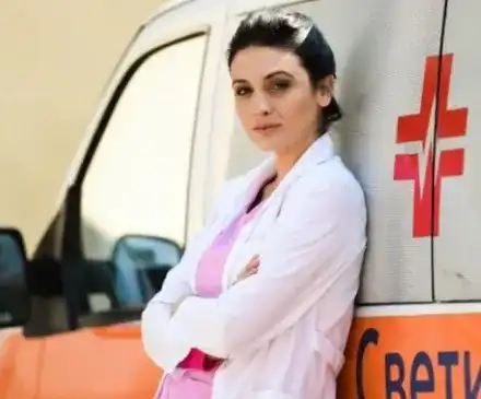 Д-р Огнянова в два сериала догодина