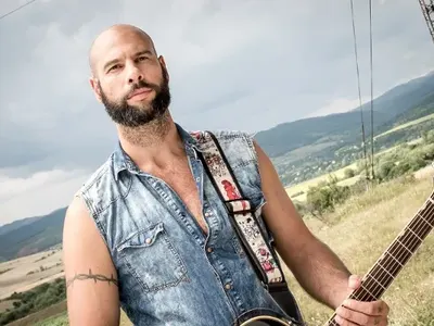 Дидо от Д2 заживява на село  след края на „Фермата“