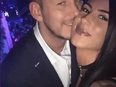 Ексклузивно! Часове преди финала във ВИП Брадър всички питат: Предаде ли Боби Ръгбиста гаджето си Никита? Вижте как флиртува с други жени, една от които е МНОГО ИЗВЕСТНА (Разкритията ТУК)