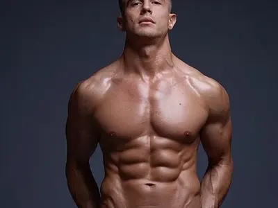 Фенки луднаха по плочките на Аръков