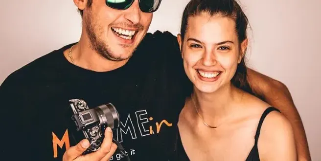 Гаджето на Уош отказа сватбата