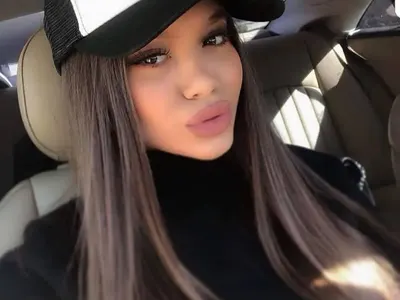 Ивон на Анелия става певица